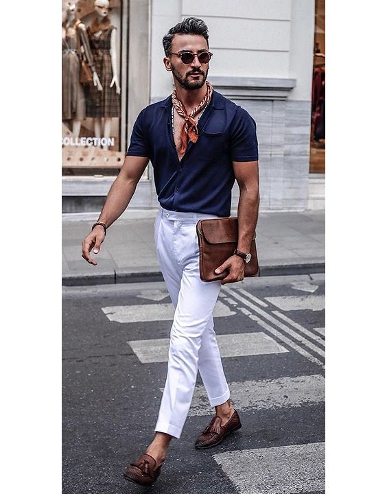 Neck Tie With Shirt & Chinos - Best Casual Summer Outfit for Men | Bewakoof Blog