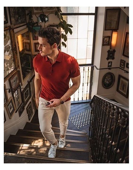 How To Coordinate Red Trousers With Any Color Shoe 