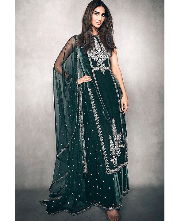 Modern hotsell bollywood dresses