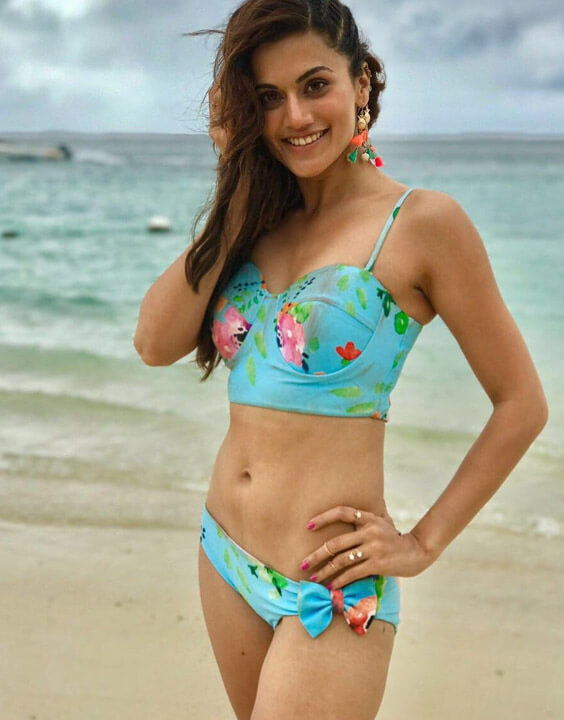 Bollywood actress bikini gallery-hot Nude