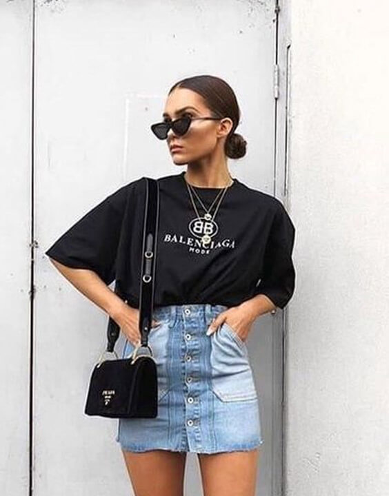 Black Oversized  T Shirt With Mini Denim Skirt - Bewakoof Blog