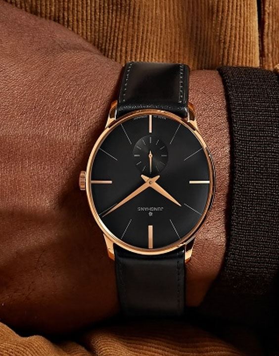 Type of best sale hand watch