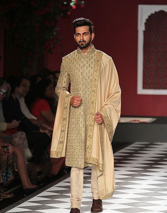 8 Kurta Design For Men Outfit Ideas For All Occasions In 2021 Bewakoof Blog