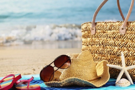 Chic on the beach 7 essential items for every beach girl