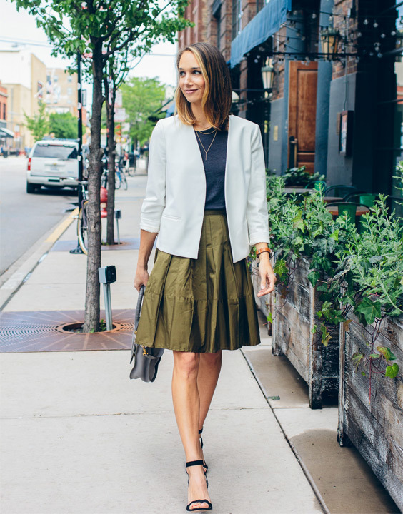 Pleated skirt - bewakoof blog