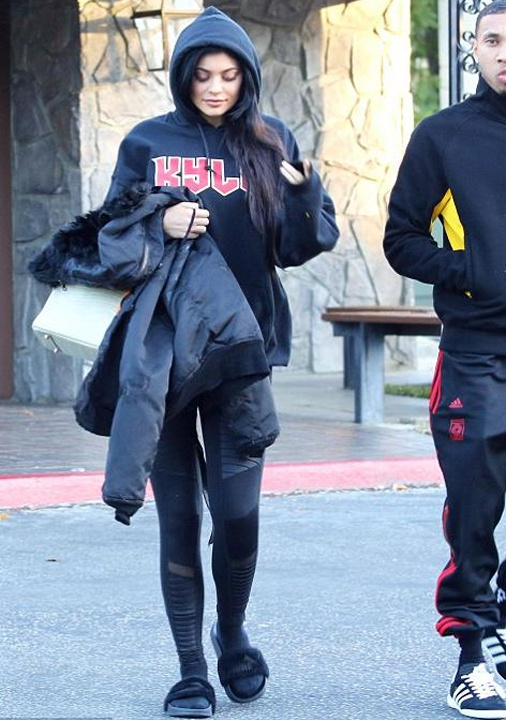 Kylie Jenner: Snoop Dogg Tee, Embellished Shoes