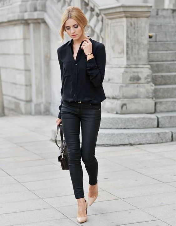 black long top with jeans