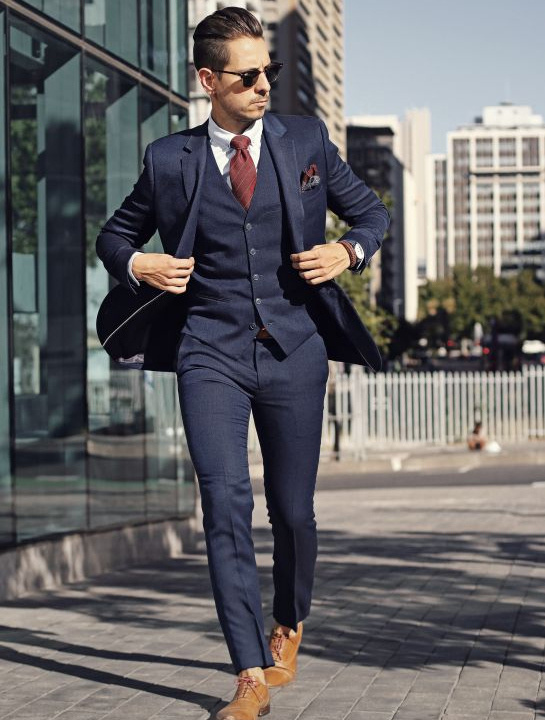 Buy Men Maroon Slim Fit Textured Formal Three Piece Suit Online - 750591 |  Louis Philippe