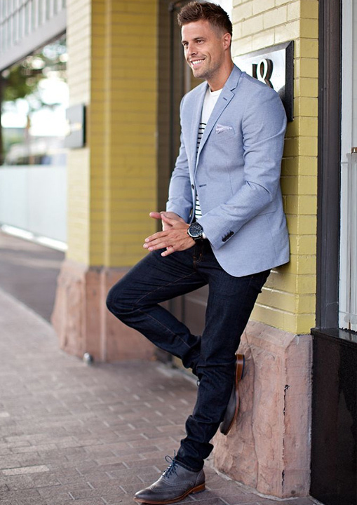 mens blazer with jeans and shoes