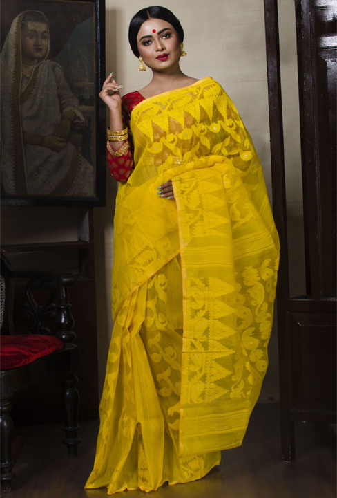 15 Traditional Bengali Sarees :A Glimpse Into Bengali Textiles Saree  Wearing Styles, Bengali Bridal Makeup, Bengali Bride | lupon.gov.ph