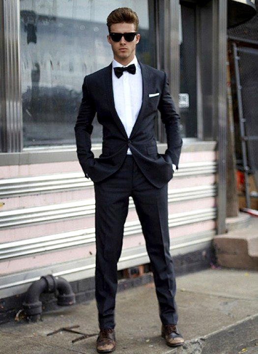 Black Suit with red and cream accessories | Gq fashion, Black suit men, Black  suit red tie