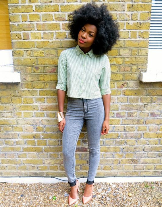 7 Crop Top Outfits With High Waisted Jeans That Never Go Out Of