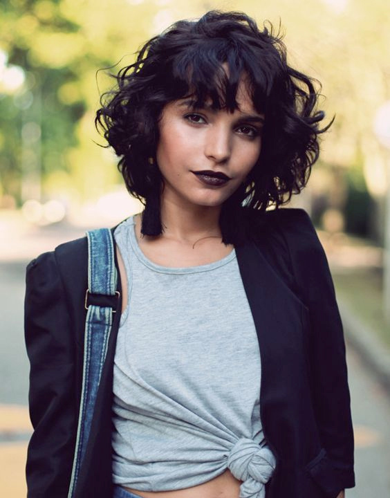 Hairstyles for short curly hair - Bewakoof Blog