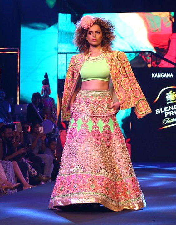 Kangana Ranaut in fashion show - Bewakoof Blog