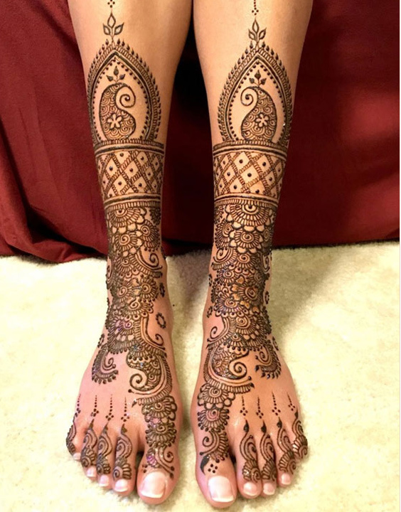 Bridal Mehndi Design For Legs - Bewakoof Blog