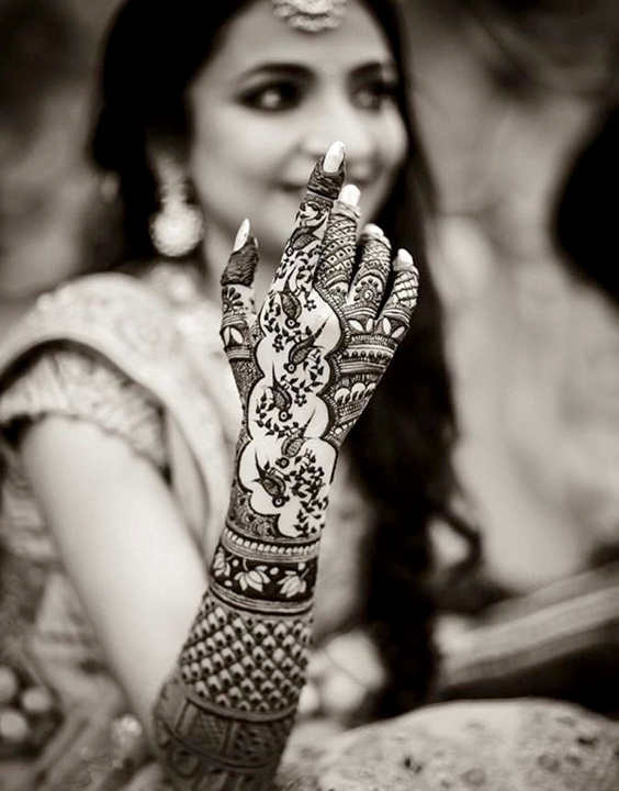 100+ Best Bridal Mehendi Designs for 2023 Brides | WedMeGood