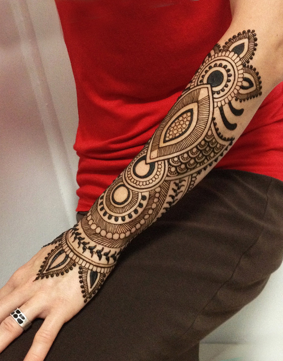 Indo Western Mehndi Design - Bewakoof Blog