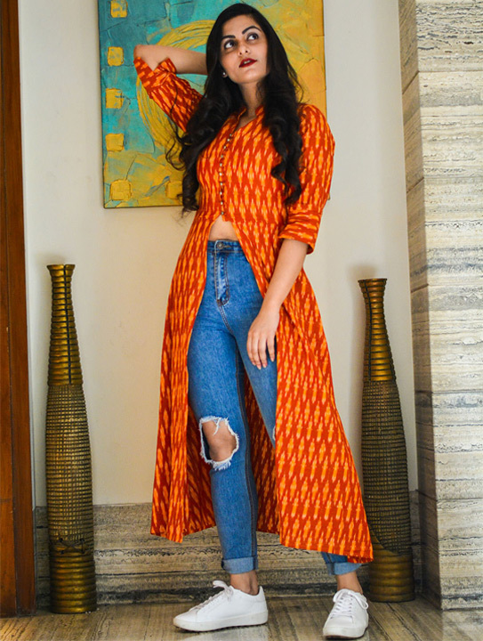 kurti with jeans and shoes