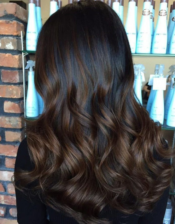39 Inspiring Ways to Get Black Hair with Highlights
