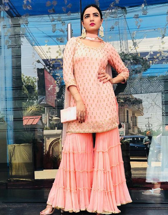 Buy Sharara Design Images In Stock