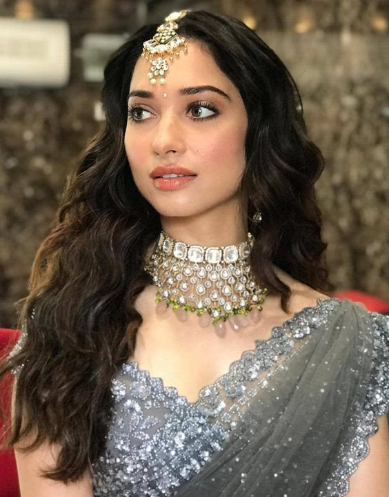 Choker necklace store on lehenga