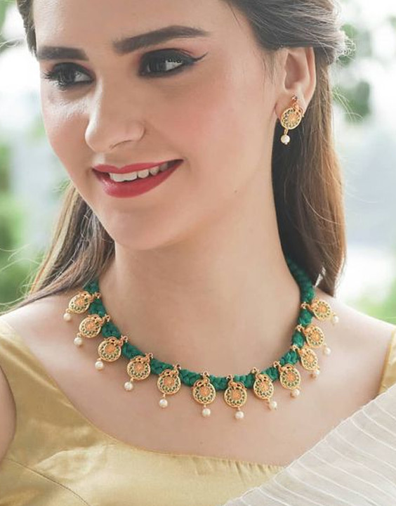 Modern Diamond Look Necklace Set for Saree and Gown - Shimmer Crystal  Necklace Set by Blingvine