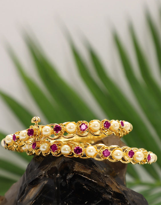 11 Types Of Ladies Bangles That You Should Wear Asap! - Bewakoof Blog