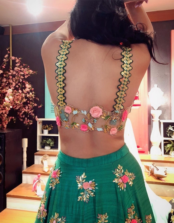 Spaghetti Backless Blouse Designs - Bewakoof Blog