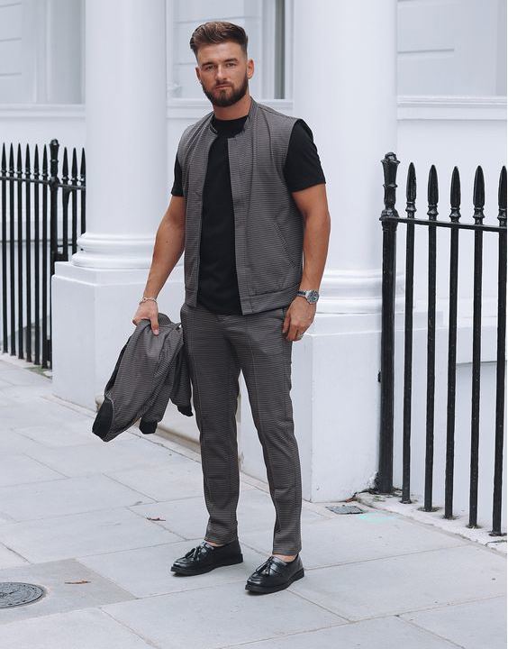 How to Wear Men's Co-Ord Sets? Top Tips for Guys - Man2Man