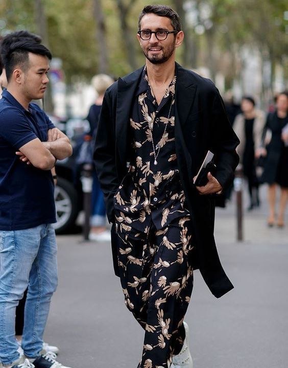 https://images.bewakoof.com/utter/content/4551/content_mens-two-piece-outfits-bewakoof-blog-10.jpg