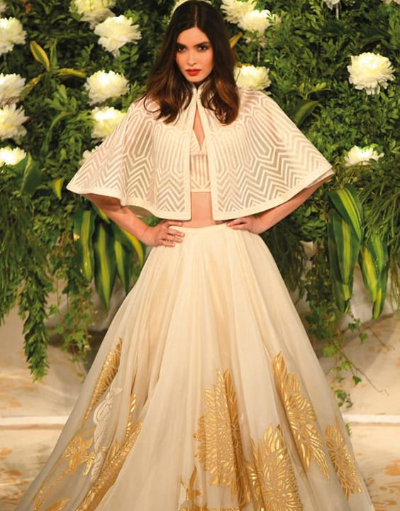 Ivory Embroidered Cape Lehenga Set Design by Varun Bahl at Pernia's Pop Up  Shop 2024