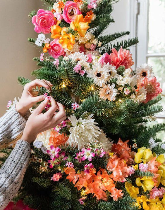 Flowery love Christmas Tree Decoration Ideas Bewakoof Blog