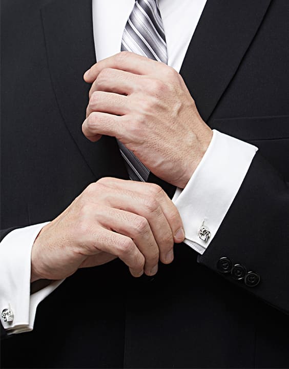 How To Wear Cufflinks With A Suit - What are cufflinks - Bewakoof Blog
