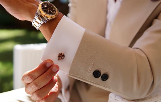 Match Your Metals - What are cufflinks - Bewakoof Blog