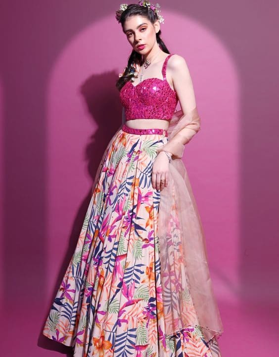 55+ Lehenga Blouse Designs To Browse for Picky Brides- WeddingWire