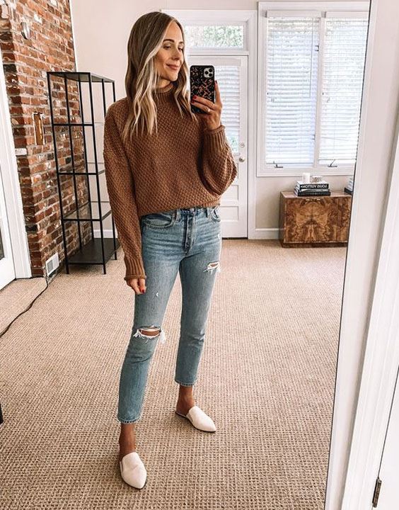 Ripped Jeans - types of jeans for women