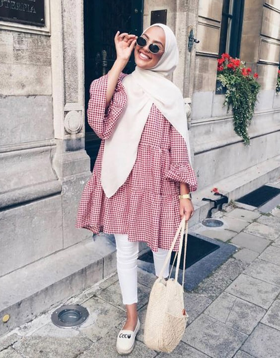 oversized tops with a hijab