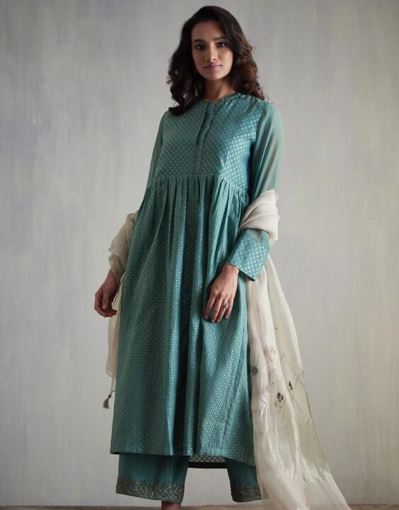 Elegant Straight Pant Suit Salwar Kameez - Sleek & Modern - Seasons India