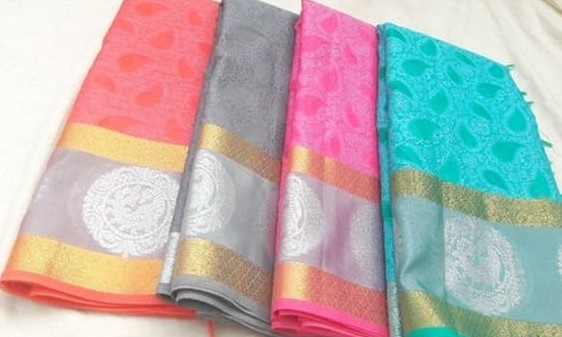 Tanchoi - Types of Banarasi Silk Sarees | Bewakoof Blog